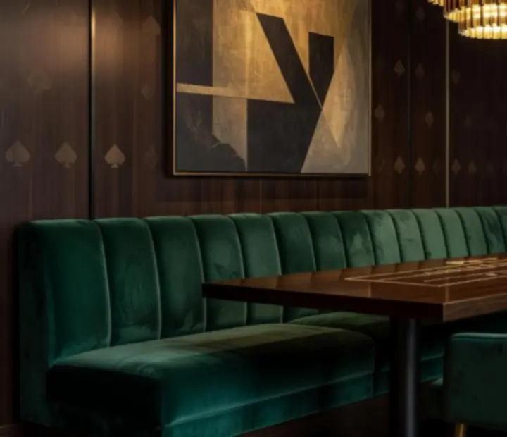 Luksusowe, nastrojowe wnętrze restauracji